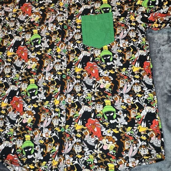 Warner Bros Sz XL Looney Tunes Cotton Button Shirt All Over Print Short Sleeve - Picture 3 of 14
